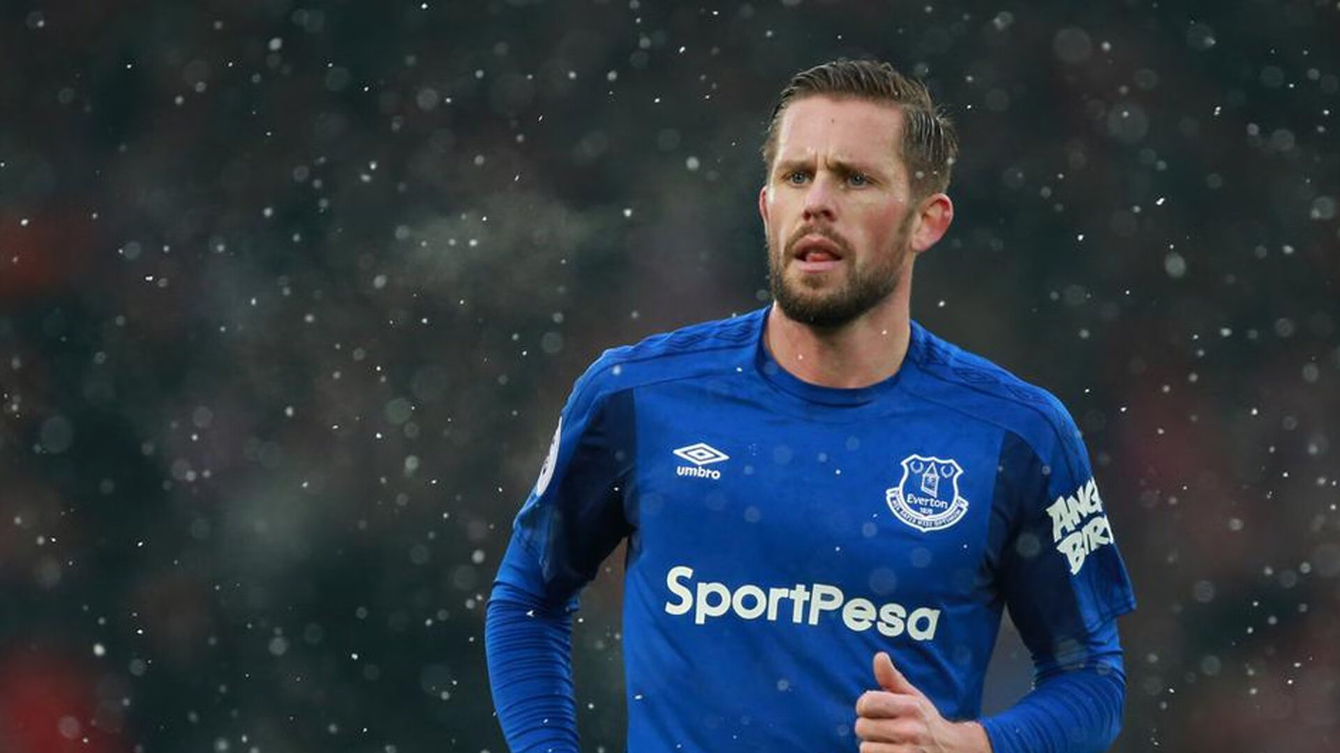 曼联主帅力挺新星展现信任态度，曼联主角